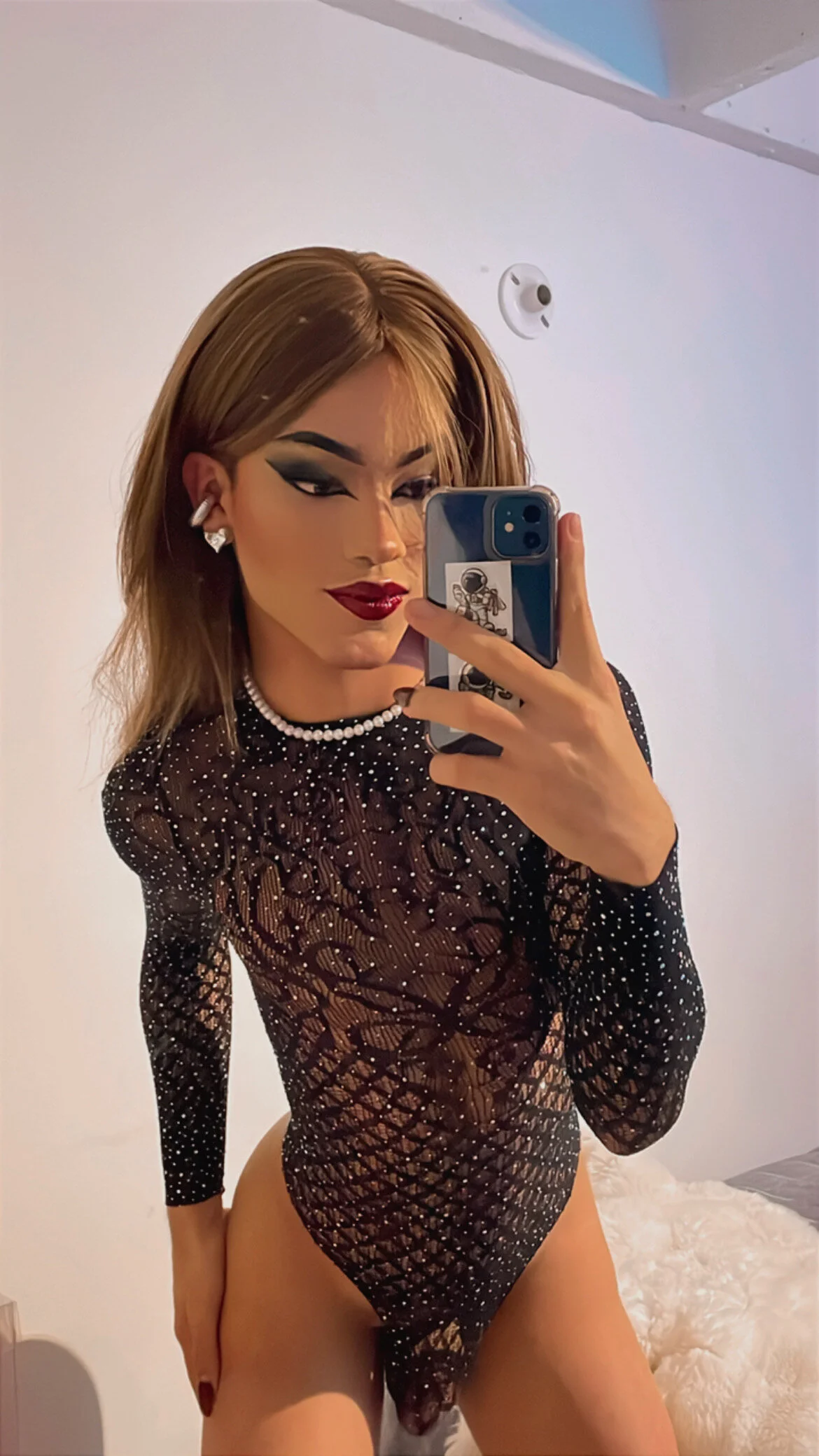 Трендове зображення  3265 Bella_rossinii_