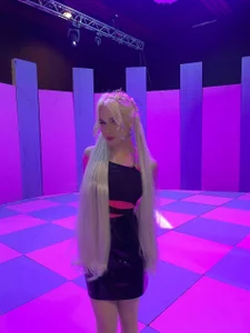 fancy_angel Public Pic 4