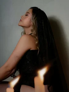 RebeccaHudson Immaculate 🕊 Gambar