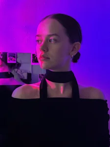 LaveniaDulaney Public Immagine  5