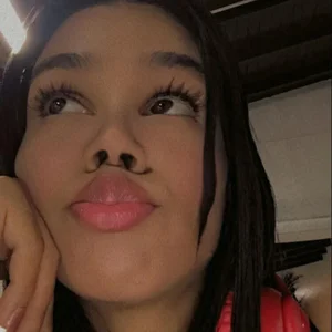 EMMY_AND_MIAのI amの枚の写真