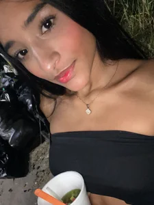 lucianalopezz_'s XXX Nude Photo 5