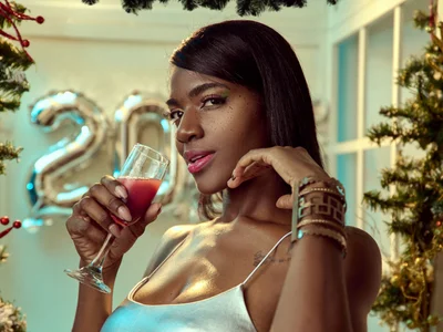 Alma_Stevenson happy new year 2026 my loves Pic 3