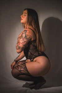 Lissmoonx_ 🔥 Black has never looked so tempting. Pic 5