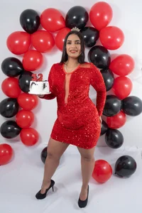 Lia_Blake_ HAPPY BIRTHDAY TO ME 🎊🎇🥂 Immagine  2