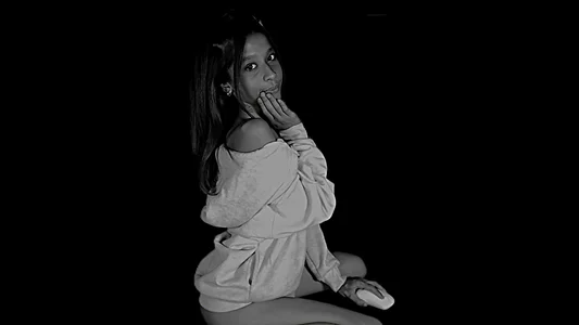 Indianteezerr black n white shoot🔥💦 Foto 2