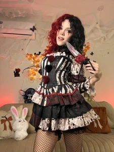 lolly_red_ Halloween 2026 Pic 5