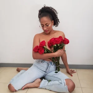 EmmaFerrary Flowers Pic 4