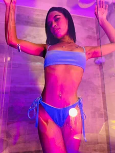 NicoleeJoness Refreshing my desires🚿🫧 Pic 2