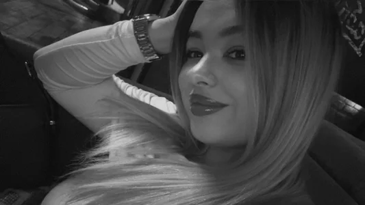 Adel_Muse Public Pic 4