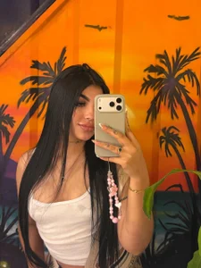 EmmyKenner kullanıcısının Your favorite Latin girl 🫦 albümü -  3 fotoğraf