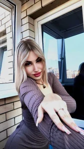 elizabeth_bad Public Pic