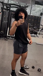 Taylor_gray7 WORK HARDER 사진 3