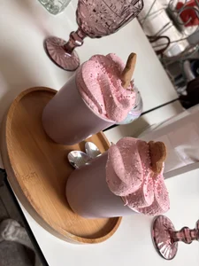 CelesteBailey Just me going out Kuva 2