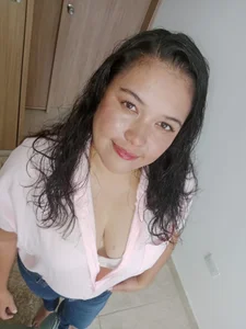 Tati___ Public Foto 6