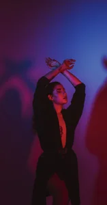 ValeriEvanShe is the rising sun图片 2