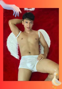 Very happy Valentin my loves ❤️‍🔥💋 de Liam_Chameliam  photos