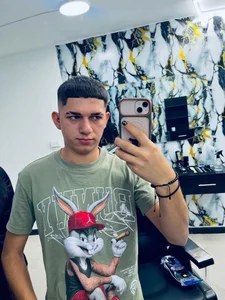 gabriel_artiagas 🤓 Foto 4