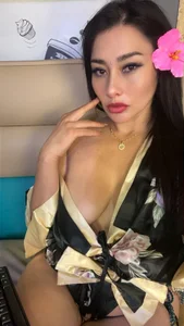 Terra__Rouse_ MY ROBE FALLS OFF Pic