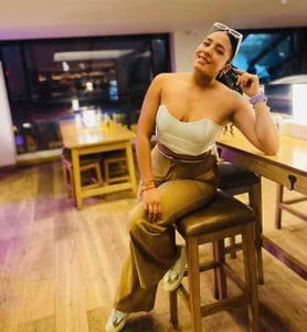 tamara_brown_t smile with me Pic 3