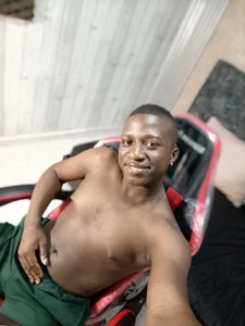 michell_joos My first day here 🔥 รูป 