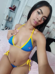 KOURTNEY-- colombia Foto 4