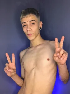 Esteban_Knight Some pics of me صورة واحدة|Esteban_Knight Some pics of me صورتان|Esteban_Knight Some pics of me  2 صور|Esteban_Knight Some pics of me  2 صورة