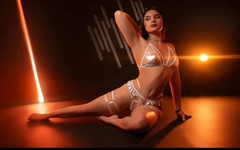 Natalie_loffreda_ Come look at my beautiful body❤️ Gambar 3