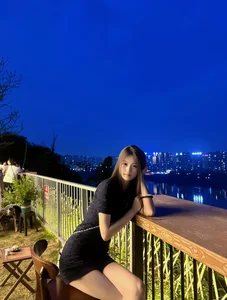 Nagie zdjęcie XXX modela SSQ-02: 2