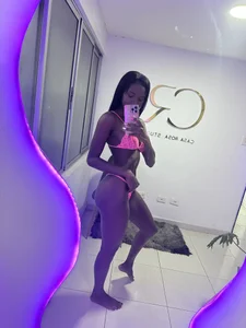 bonieklent PINK DAY Pic 3