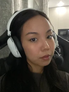 FreedaKulow im a game girl😎 Pic 5