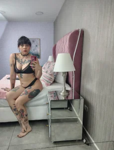 LanaGodard So fresh 😈 Bilde 2