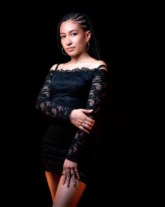 tony_and_sophia Sophia, elegant Pic 4