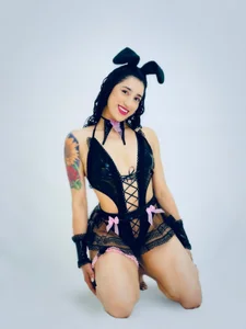 Eimy_Sexy_ your bad bunny Pic 3