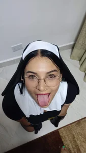 Alliceadams A cute little nun... 🌚🥵  3. fénykép