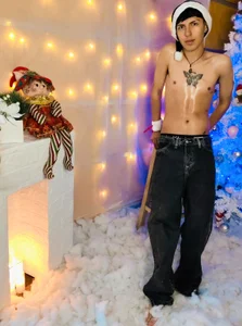 NaytonFreeman kullanıcısının 🎄merry christmas🎄 albümü -  2 fotoğraf