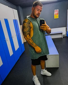 Gym de musclemonster31  5 Imagens