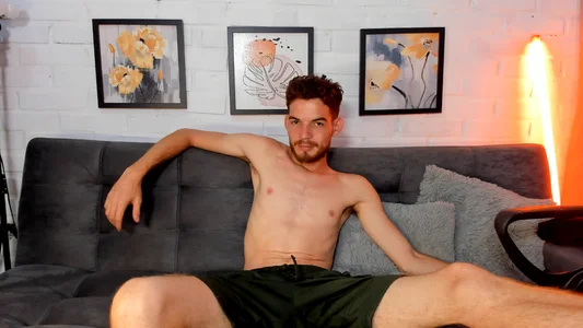 MATEO_HUNTER: Public ( 5 фото)