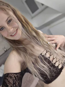 EllaBlue_'s XXX Nude Photo 6