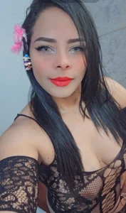 emma_liz2 emma_liz2 Pic 2