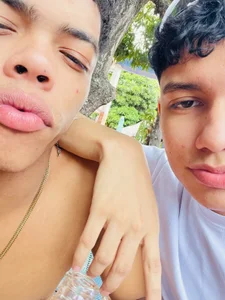 Public de HORNY_PRETTY  2 Imagens