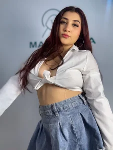 Nahomy_benet White feels so good Immagine  5