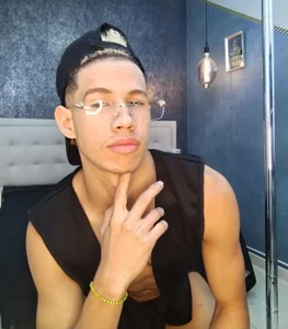 Erick_Zhimerman Your favorite temptation Pic 6