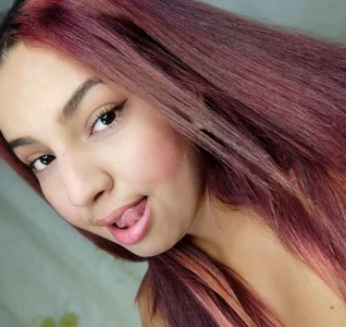 Linda_Dadhe: With natural hair 🤞 ( 3 фото)