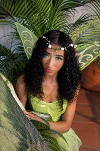 Wonderful show your favorite fairy🍃✨🍒🍑 de vicky_castillo  2 Imagens
