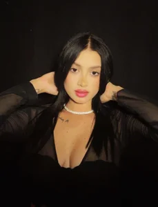 Catty_Foxxのcatty in blackの 2枚の写真