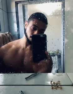 Brian_Aries Public  5. fénykép