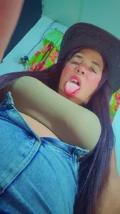 DakotaXXL's XXX Nude Photo 5