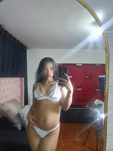 Korinna_RosePublic图片 3
