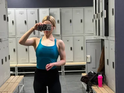 LindaThackerr my gym era Poză 7